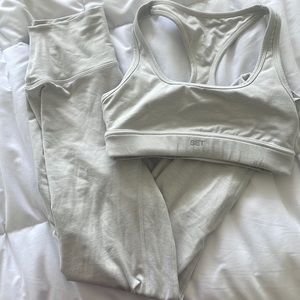 SET ACTIVE Light Gray workout outfit